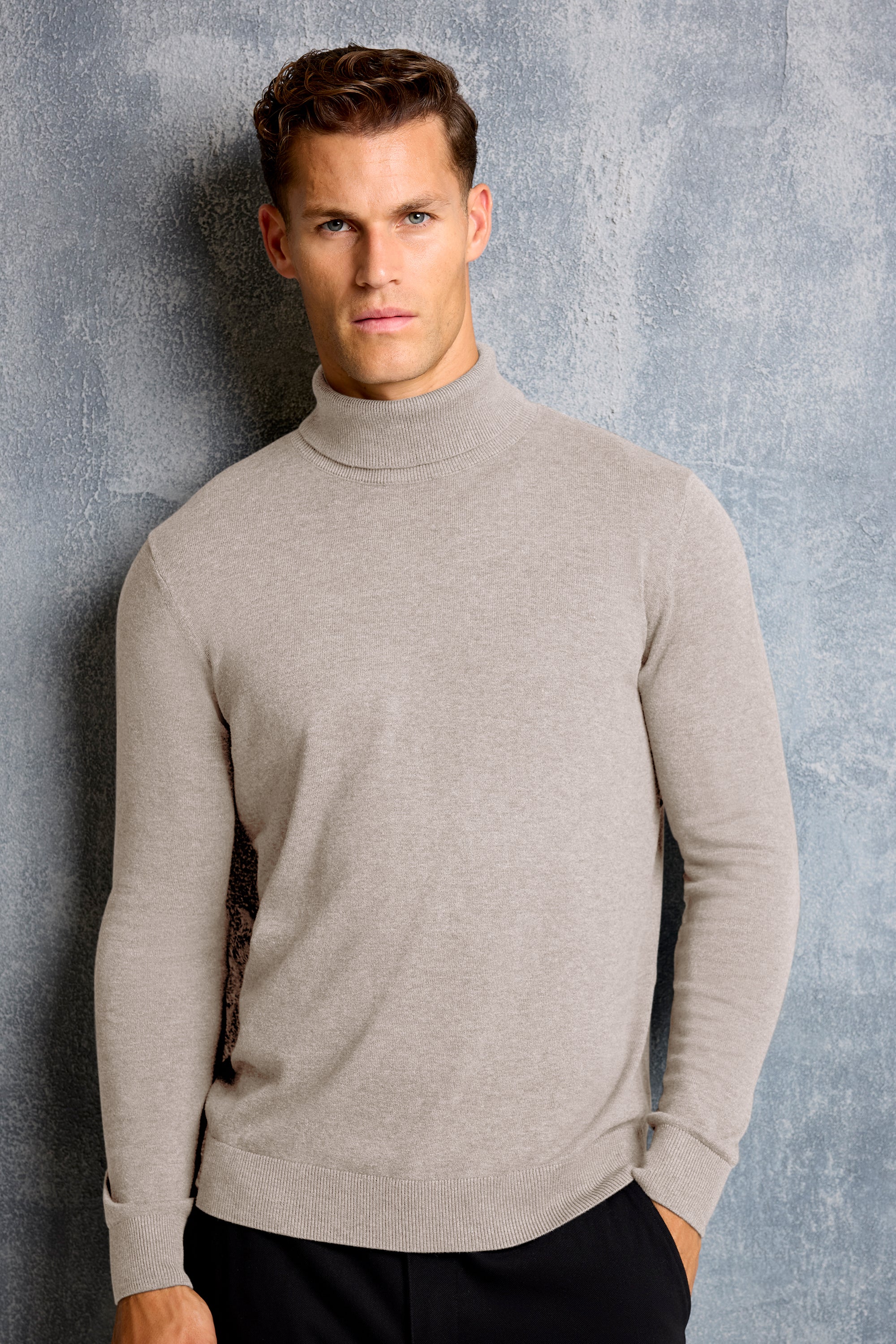 EL JERSEY DE CUELLO ALTO DE SANTONI
