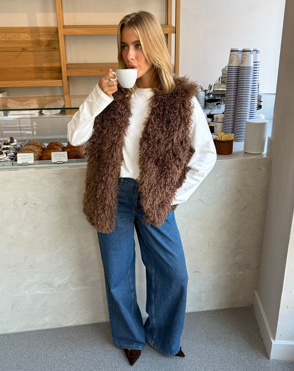 AUBREY HAIRY GILET BRUIN