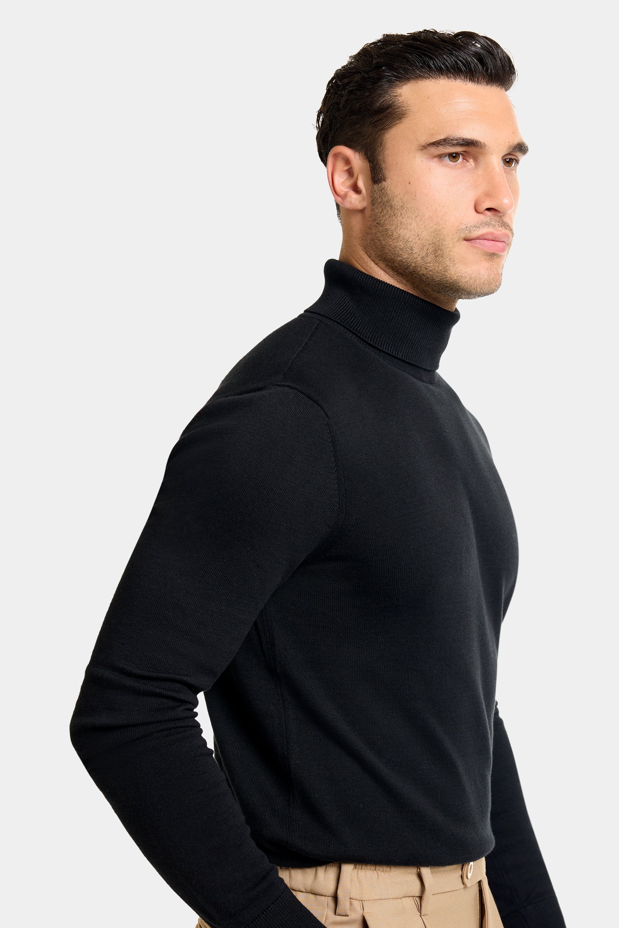 EL JERSEY DE CUELLO ALTO DE SANTONI