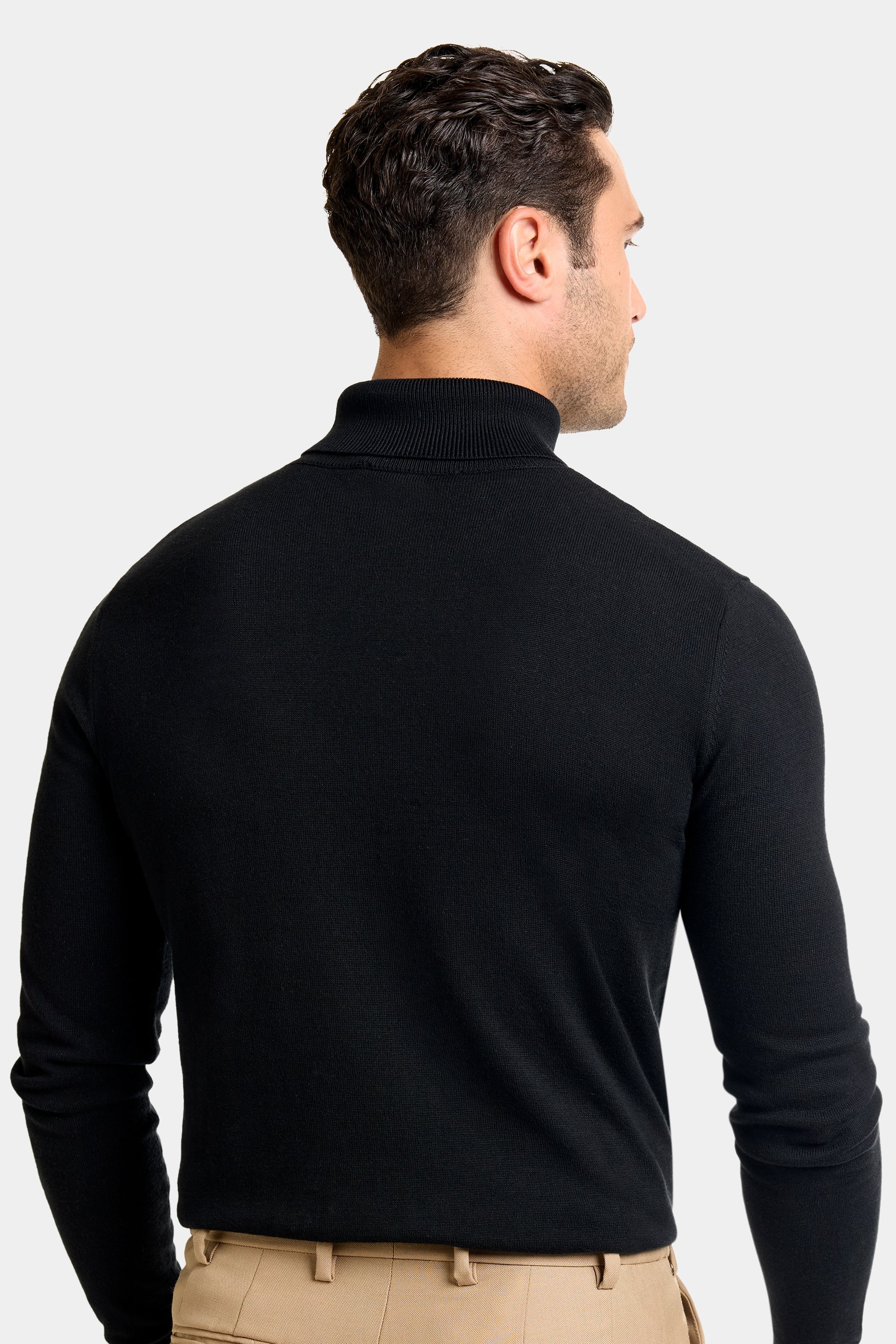 EL JERSEY DE CUELLO ALTO DE SANTONI