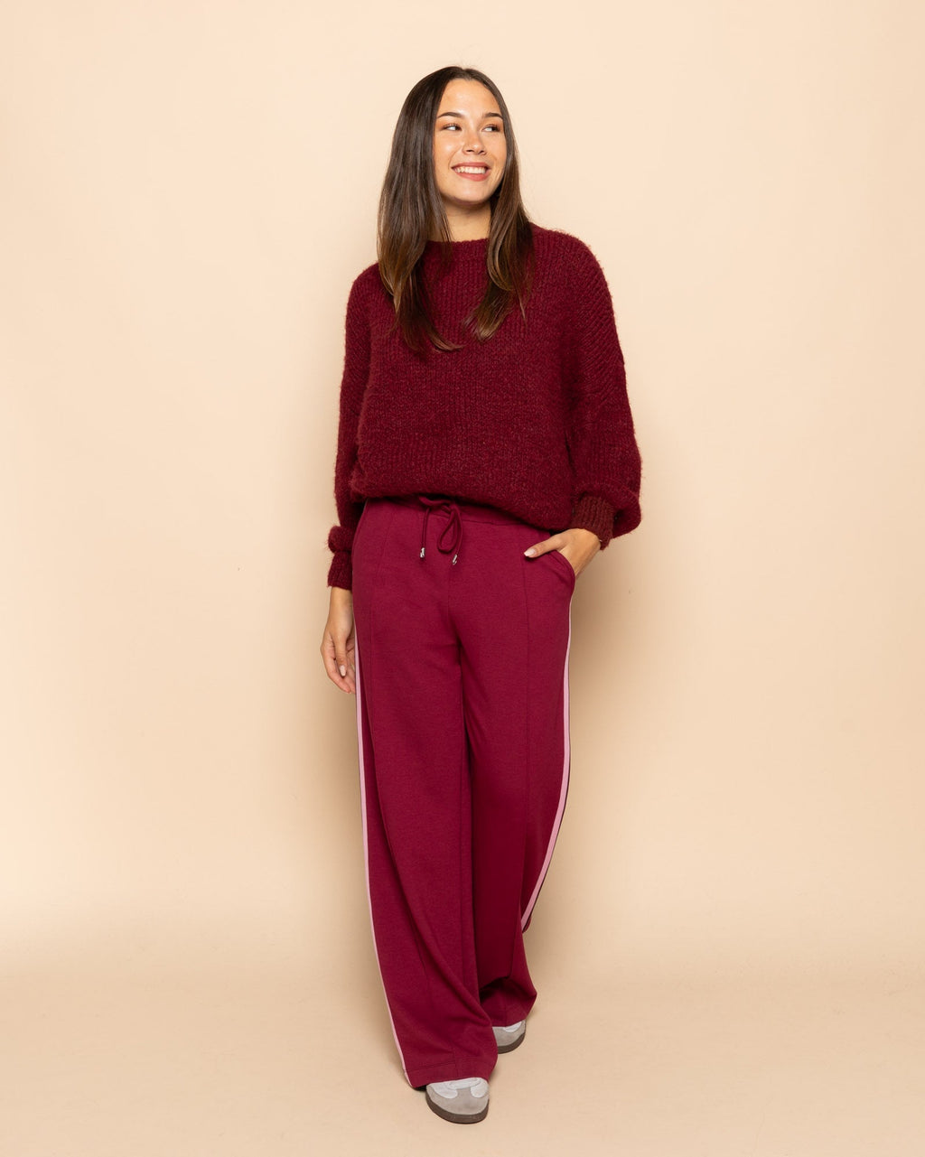 SCUBA PINTUCK TAPE PANTS BURGUNDY