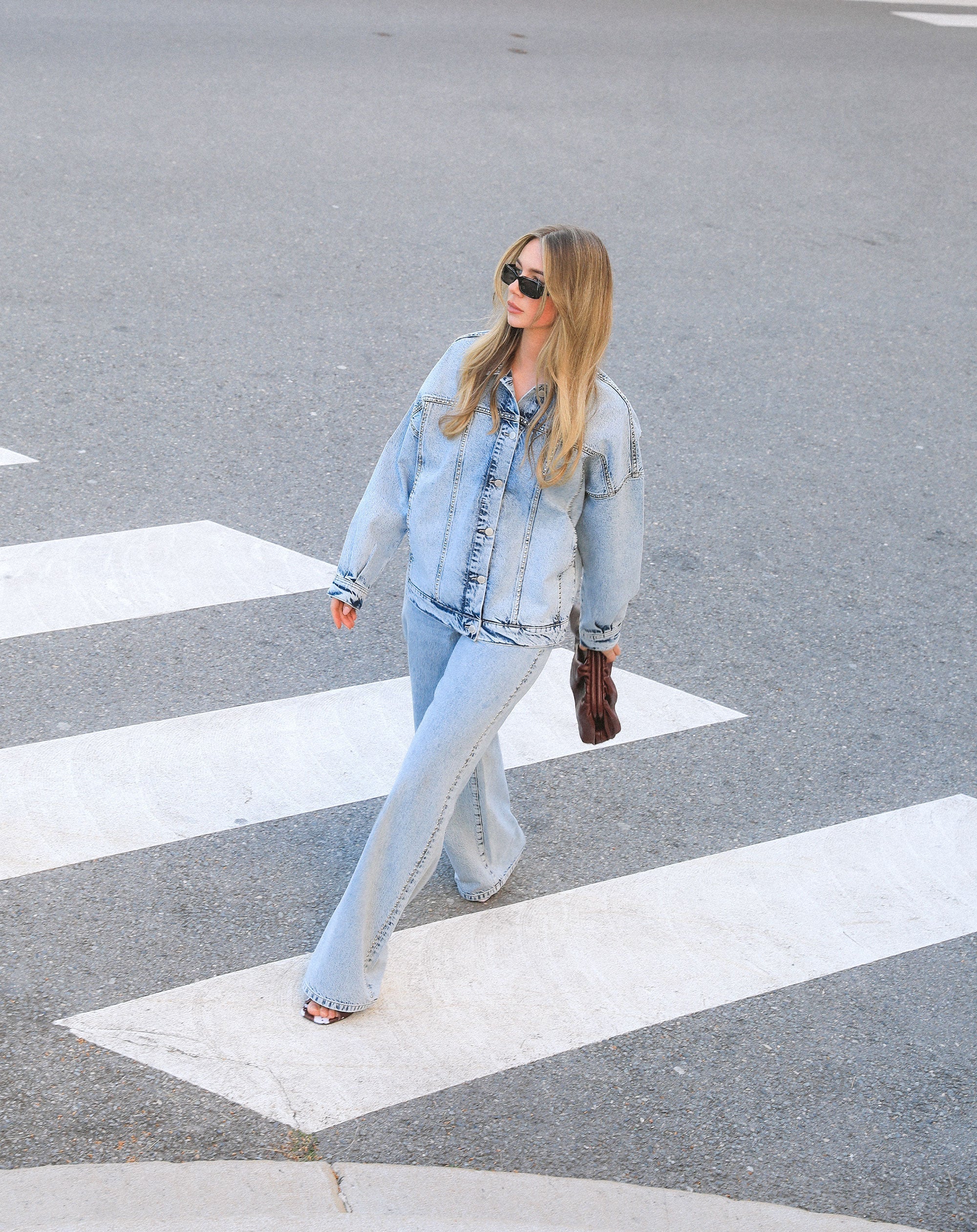 STUD WIDE LEG JEANS LICHTBLAUW