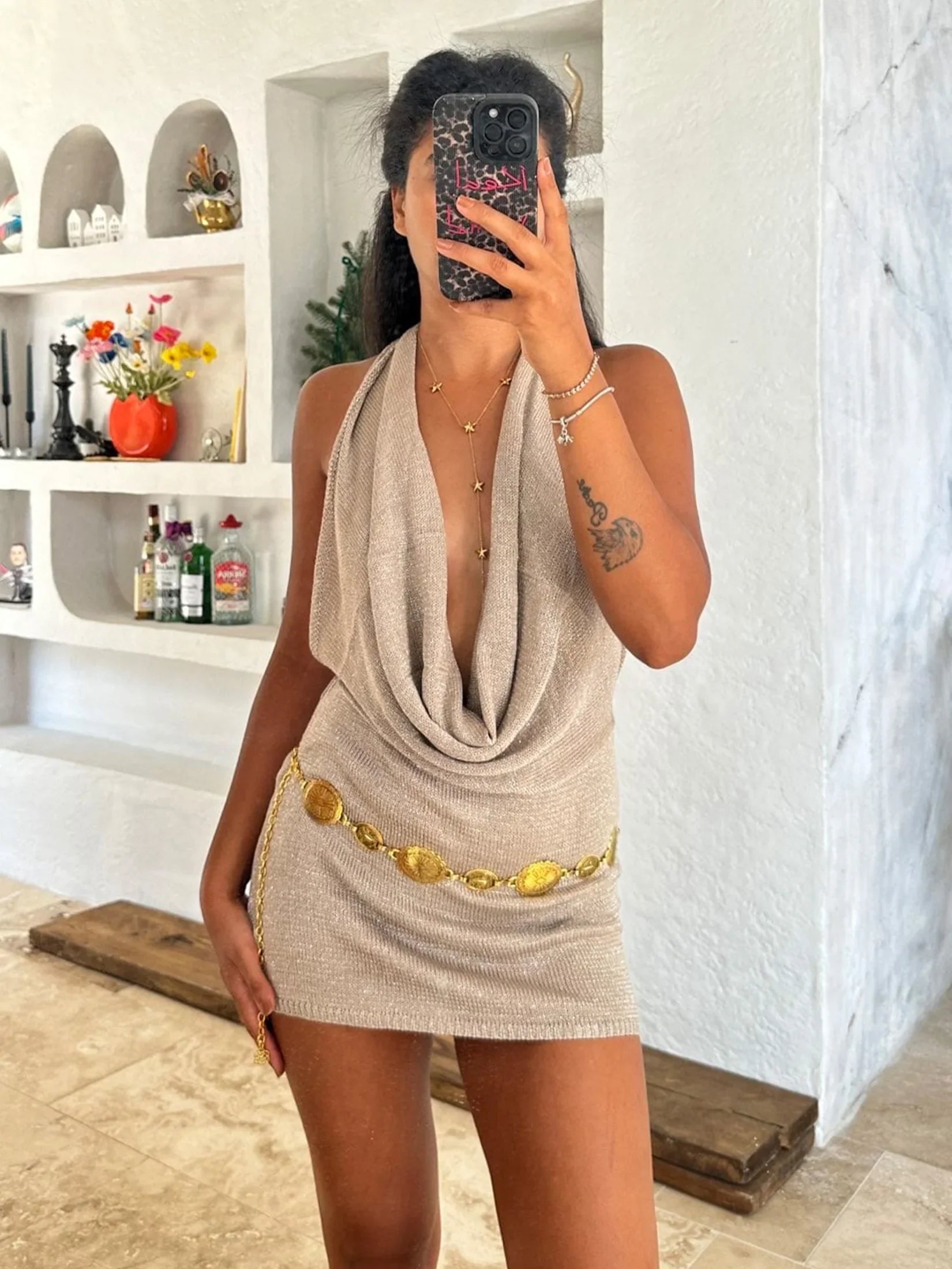 Vestido mini sin espalda con escote en V profundo para mujer