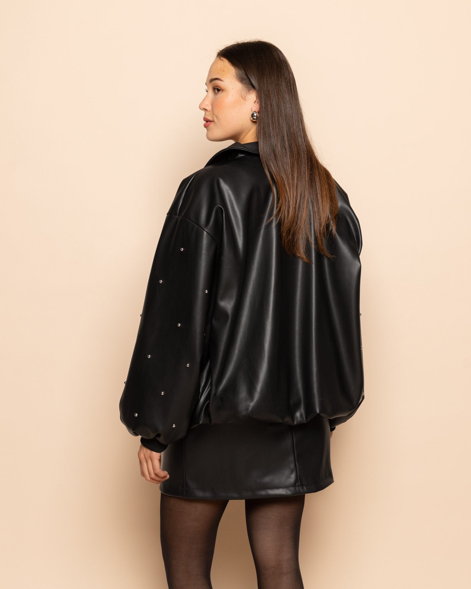 FAUX LEATHER STUDDED SKIRT ZWART