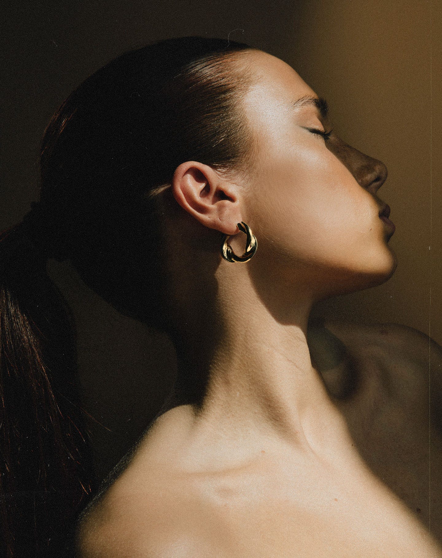 CHUNKY SWIRL EARRINGS GOLD